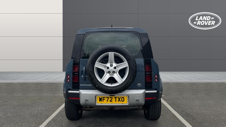 Land Rover Defender 3.0 D250 SE 110 5dr Auto Diesel Estate